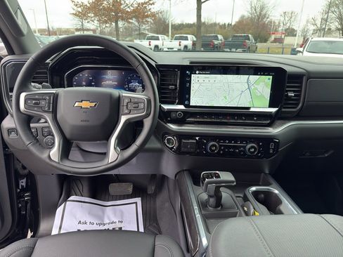 Used 2025 Chevrolet Silverado 1500 LTZ w/ Z71 Off-Road Package image 25