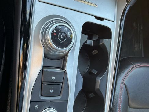 Used 2024 Ford Explorer ST-Line w/ Class IV Trailer Tow Package image 23