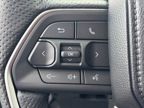 New 2025 Toyota Tacoma SR5 image 12