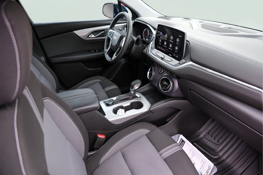 Used 2024 Chevrolet Blazer LT w/ Redline Edition FWD image 30