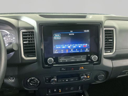 Used 2023 Nissan Frontier SV w/ SV Convenience Package AWD/4WD image 10