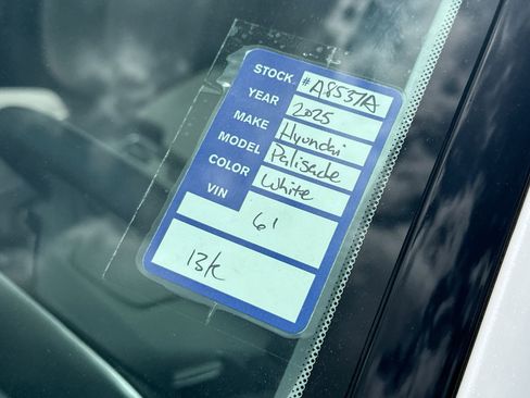 Used 2025 Hyundai Palisade Calligraphy FWD image 30