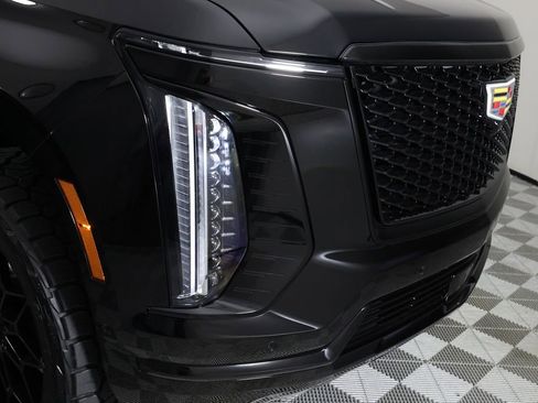 Used 2026 Cadillac Escalade Platinum Sport w/ LPO, Floor Liner Package image 52