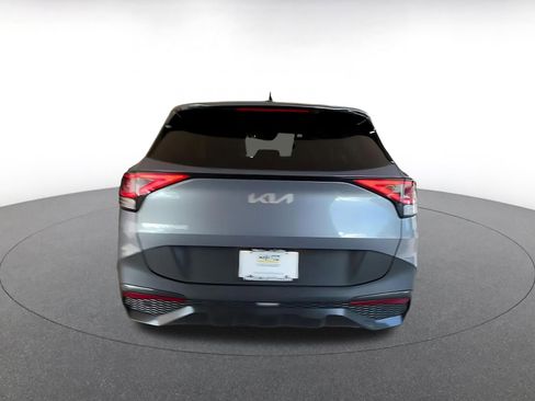 Used 2025 Kia Sportage LX image 12