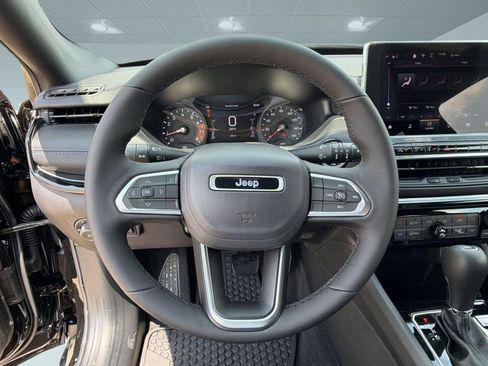 New 2026 Jeep Compass Latitude AWD/4WD image 21