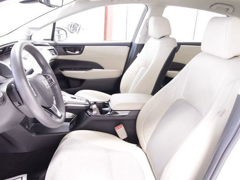 Used 2018 Honda Clarity Plug-In Hybrid image 12