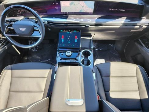Used 2026 Cadillac Escalade ESV Sport AWD/4WD image 10