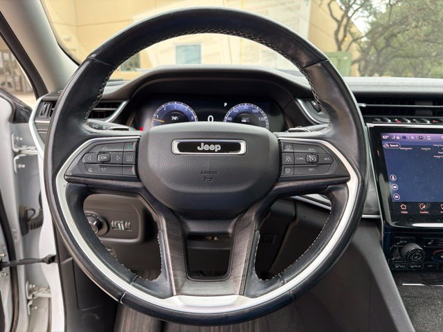 Used 2022 Jeep Grand Cherokee L Limited w/ Luxury Tech Group II AWD/4WD image 8