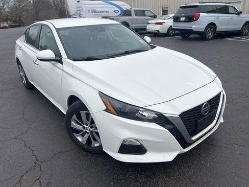 Used 2022 Nissan Altima 2.5 S image 1
