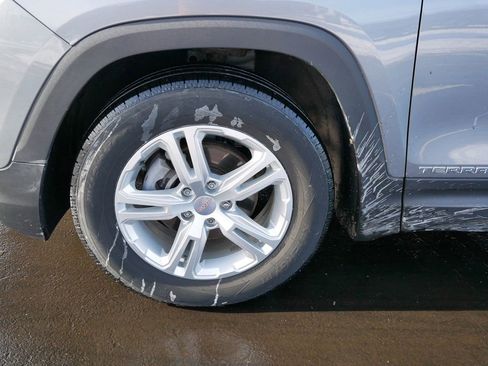 Used 2020 GMC Terrain SLE w/ Driver Convenience Package image 6