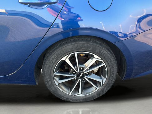 Used 2023 Kia Forte LXS FWD image 40
