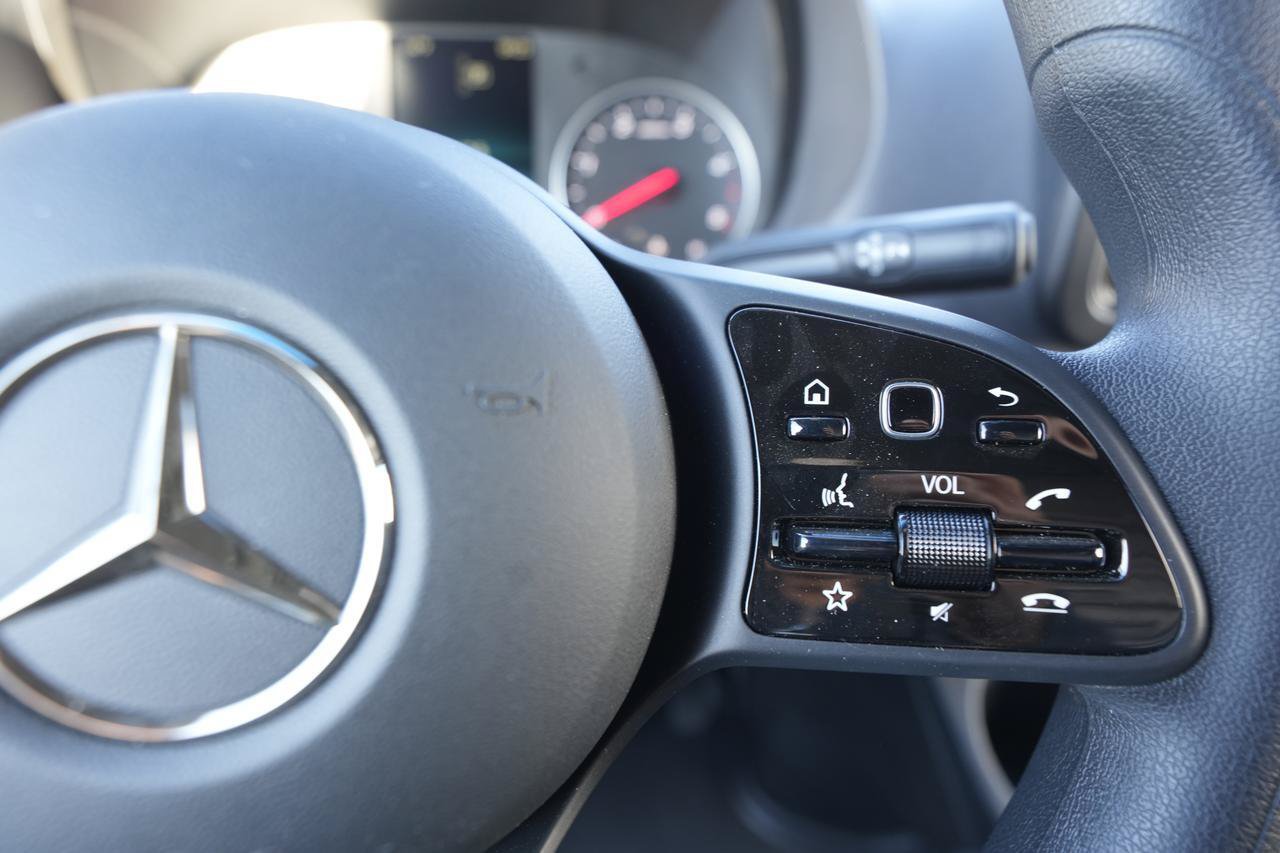 Used 2024 Mercedes-Benz Sprinter 2500 image 18