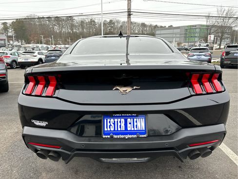 Used 2026 Ford Mustang Premium w/ Bronze Appearance Package image 31