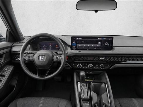 Used 2025 Honda Accord Sport image 29
