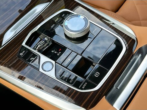 New 2026 BMW X5 sDrive40i w/ Executive Package image 14