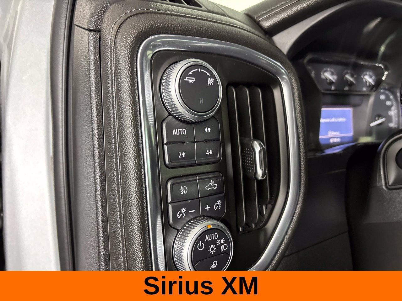 Used 2019 GMC Sierra 1500 SLT w/ SLT Premium Package AWD/4WD image 12