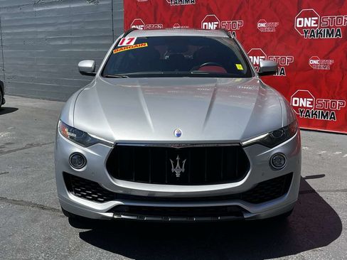 Used 2017 Maserati Levante S AWD/4WD image 2