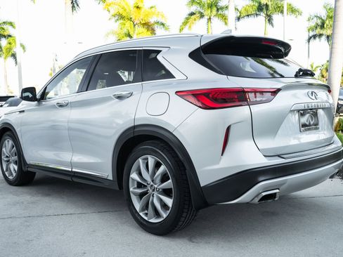 Used 2019 INFINITI QX50 Luxe w/ Navigation Package image 22