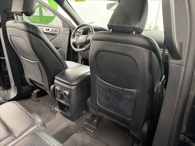 Used 2020 Ford Explorer XLT w/ Equipment Group 202A AWD/4WD image 5