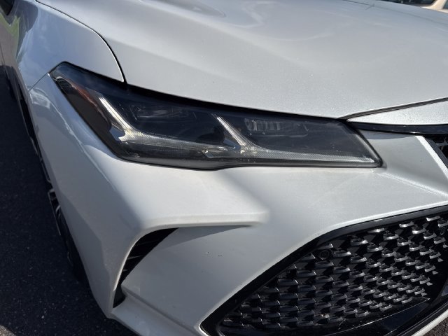 Used 2019 Toyota Avalon Touring w/ Advanced Safety Package FWD image 12