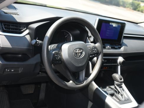 Used 2023 Toyota RAV4 LE FWD image 8