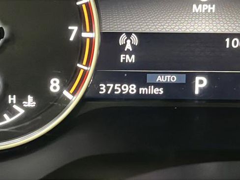 Used 2023 Nissan Rogue SV AWD/4WD image 10