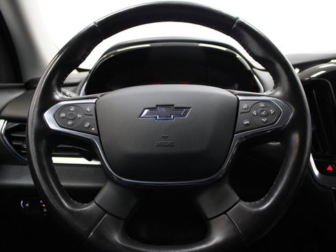 Used 2020 Chevrolet Traverse RS w/ LPO, Floor Liner Package FWD image 28