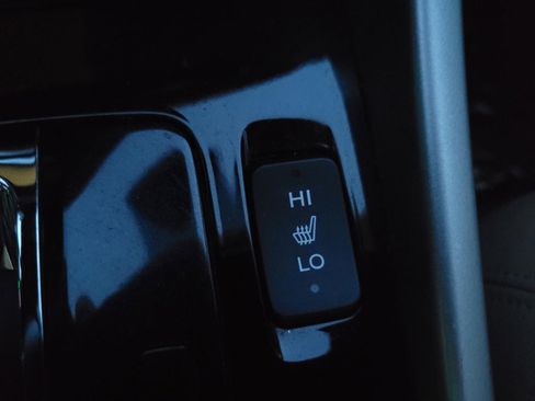 Used 2017 Honda Accord EX-L image 32