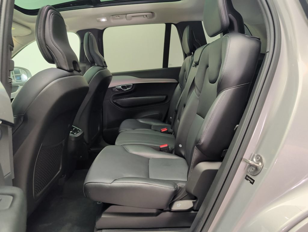 Used 2023 Volvo XC90 B5 Core w/ Protection Package Premier AWD/4WD image 33
