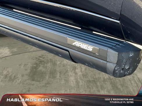 Used 2024 GMC Sierra 2500 AT4 w/ AT4 Premium Plus Package image 39