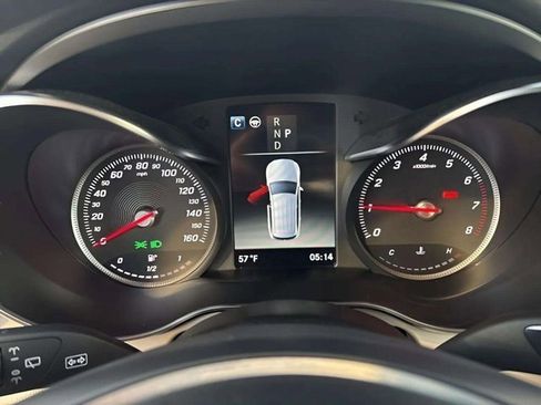 Used 2018 Mercedes-Benz GLC 300 4MATIC image 18