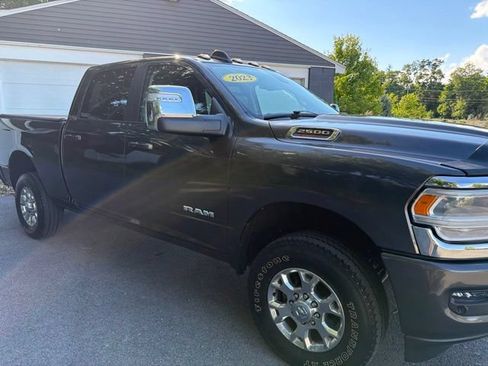 Used 2023 RAM 2500 Laramie AWD/4WD image 6