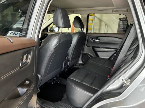 Used 2023 Nissan Rogue SL w/ SL Premium Package FWD image 28