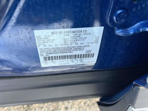 Used 2022 Ford Explorer XLT w/ Equipment Group 202A image 28