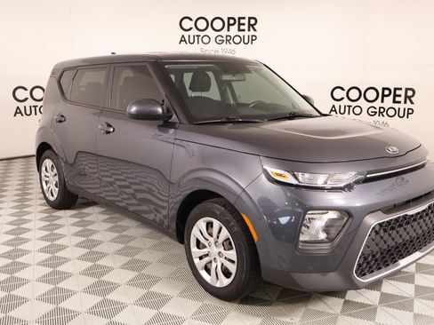 Used 2020 Kia Soul LX FWD image 1