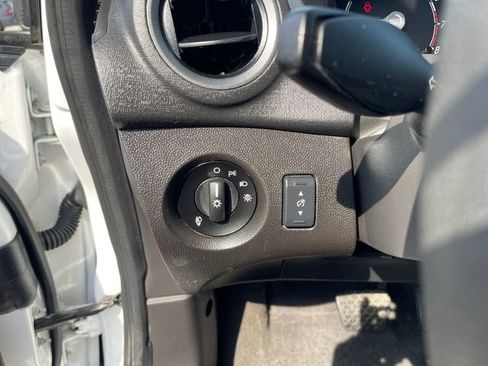 Used 2016 Ford Fiesta S FWD image 28