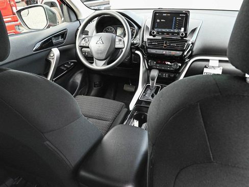 New 2024 Mitsubishi Eclipse Cross LE AWD/4WD image 31
