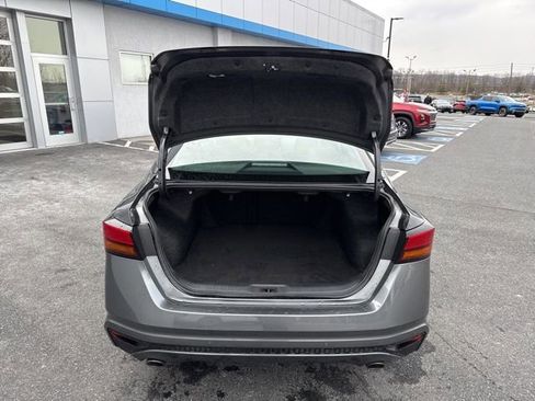 Used 2024 Nissan Altima 2.5 SV w/ SV Premium Package image 18