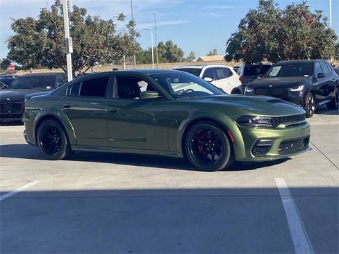 Used 2021 Dodge Charger SRT Hellcat image 4