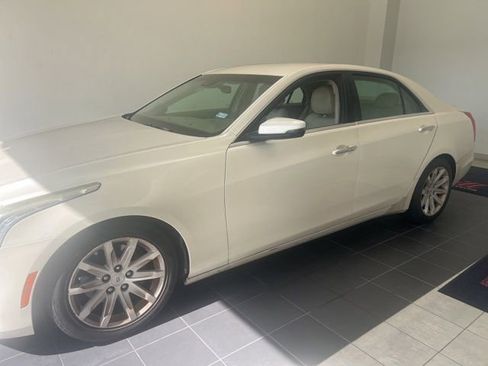 Used 2014 Cadillac CTS Luxury RWD image 2