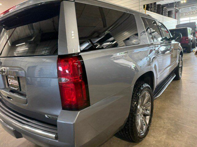 Used 2018 Chevrolet Suburban Premier AWD/4WD image 28
