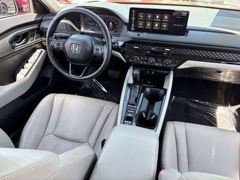 Used 2025 Honda Accord EX-L image 12