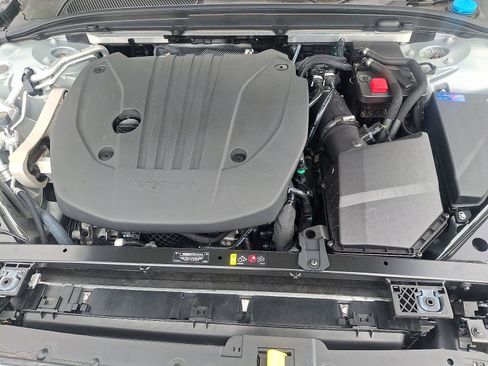 Certified 2024 Volvo S60 B5 Plus image 27