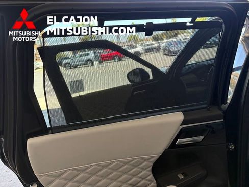 Used 2024 Mitsubishi Outlander SEL AWD/4WD image 27