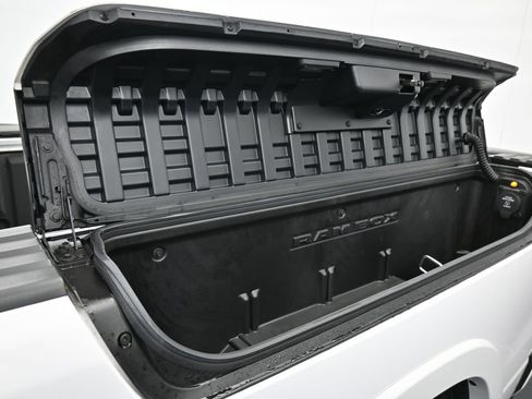 Used 2025 RAM 1500 Limited image 30