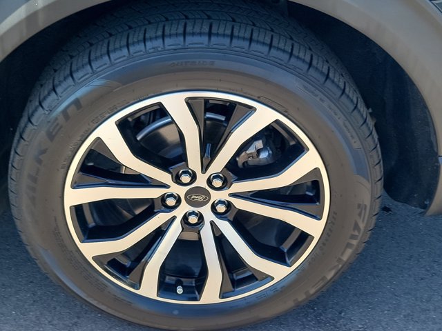 Used 2022 Ford Explorer ST-Line RWD image 8