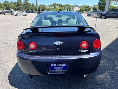 Used 2010 Chevrolet Cobalt LS FWD image 5
