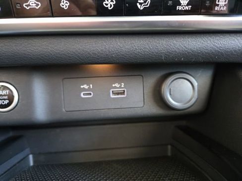 Used 2021 Nissan Rogue S FWD image 11