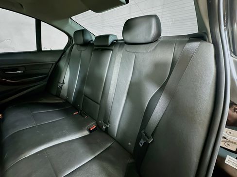 Used 2013 BMW 320i xDrive Sedan image 23