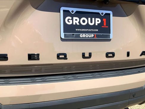 Used 2025 Toyota Sequoia TRD Pro AWD/4WD image 33